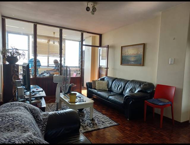 1.5 BEDROOM FLAT FOR SALE IN MORNINGSIDE
